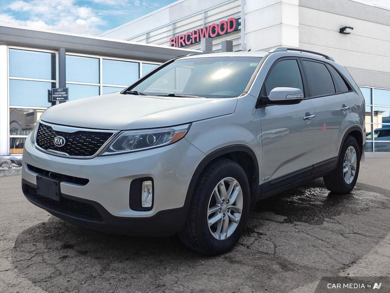 Used 2015 Kia Sorento LX Clean CARFAX | Heated Seats | BackUp Cam for sale in Winnipeg, MB