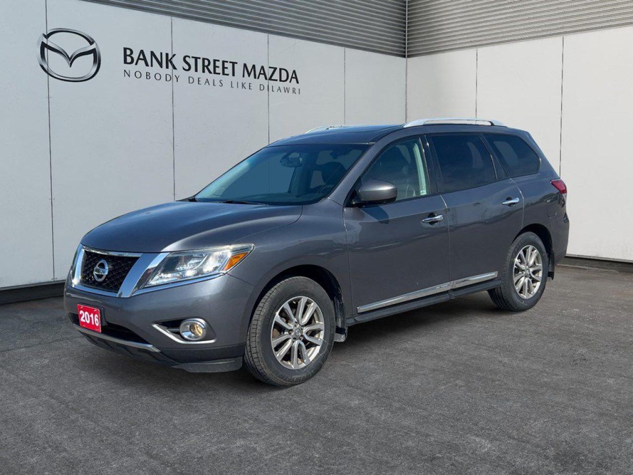 Used 2016 Nissan Pathfinder 4WD 4DR SL for sale in Ottawa, ON