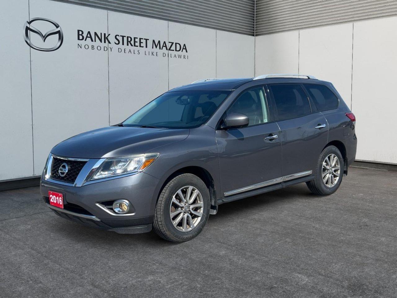 Used 2016 Nissan Pathfinder 4WD 4DR SL for sale in Ottawa, ON