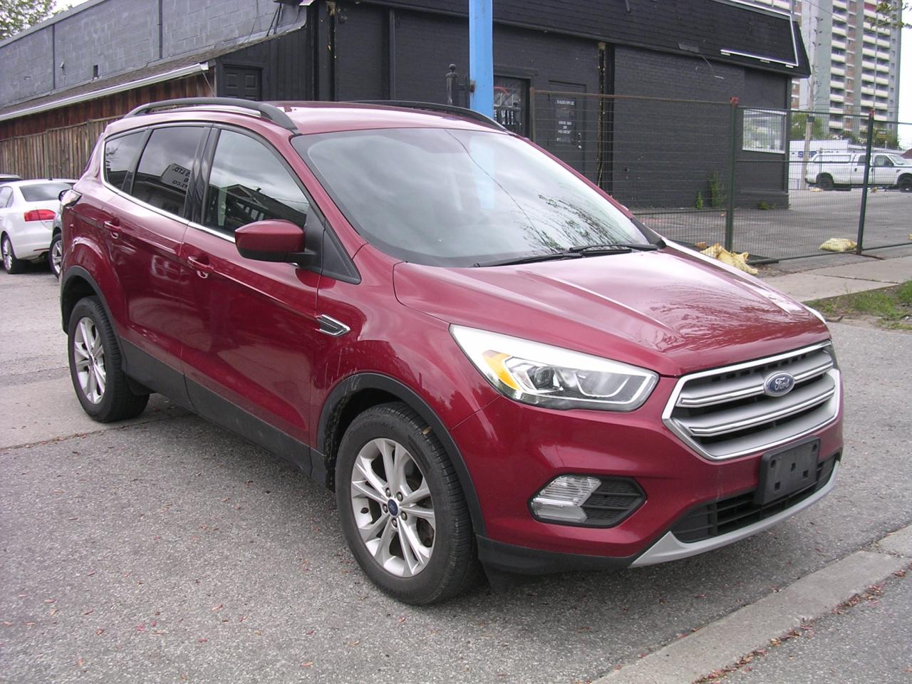 2017 Ford Escape SE - Photo #2