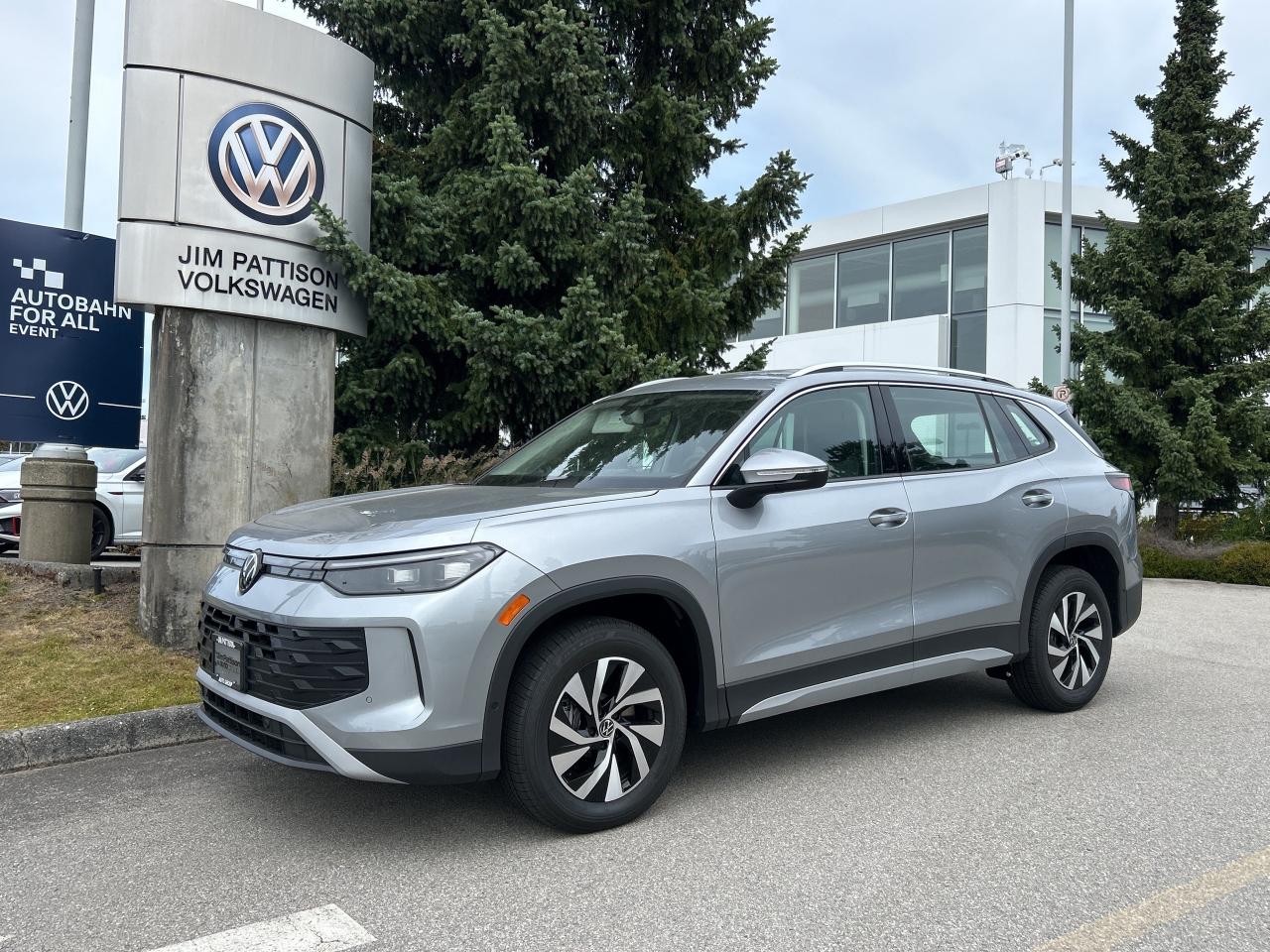 New 2025 Volkswagen Tiguan Trendline 4Motion for sale in Surrey, BC