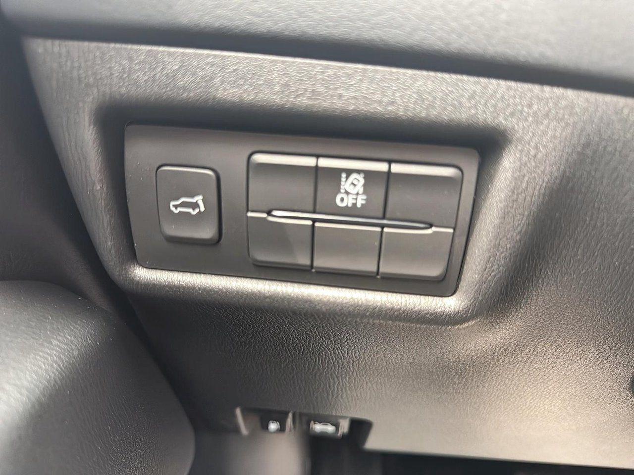 12590530