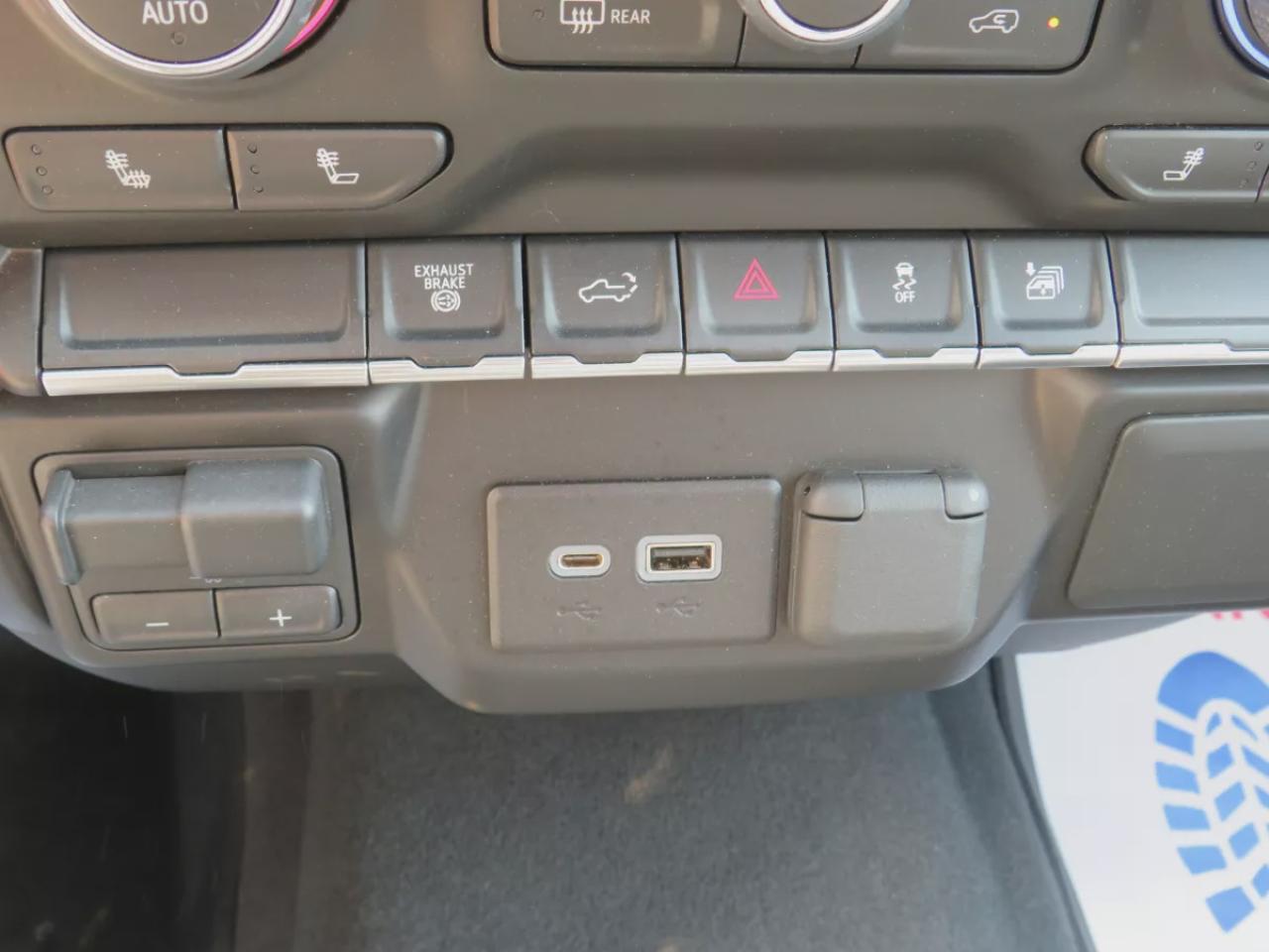 12590605