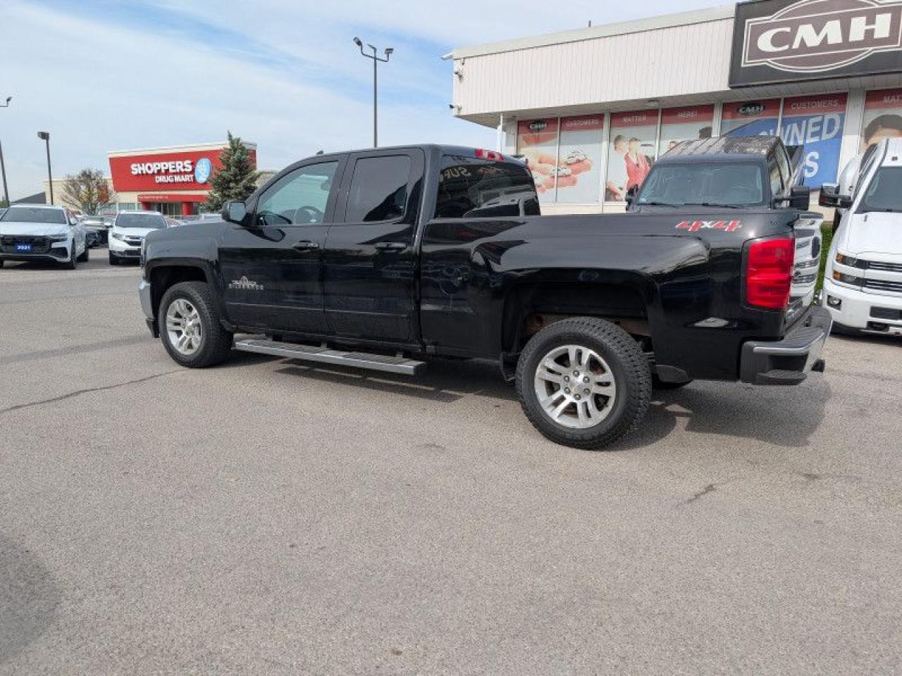 2019 Chevrolet Silverado 1500 LD LT  **TRUE NORTH EDITION** Photo2