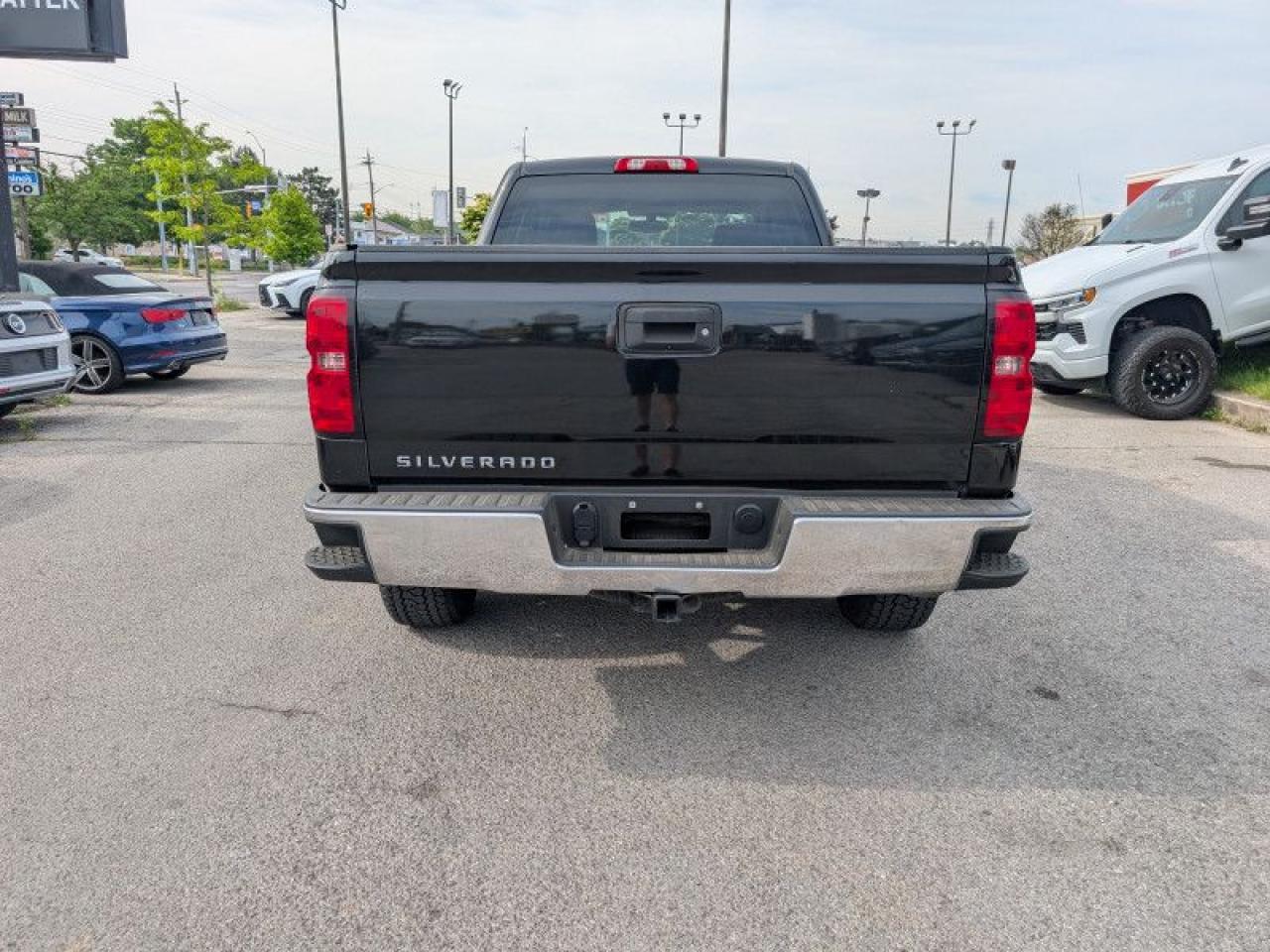 2019 Chevrolet Silverado 1500 LD LT  **TRUE NORTH EDITION** Photo3