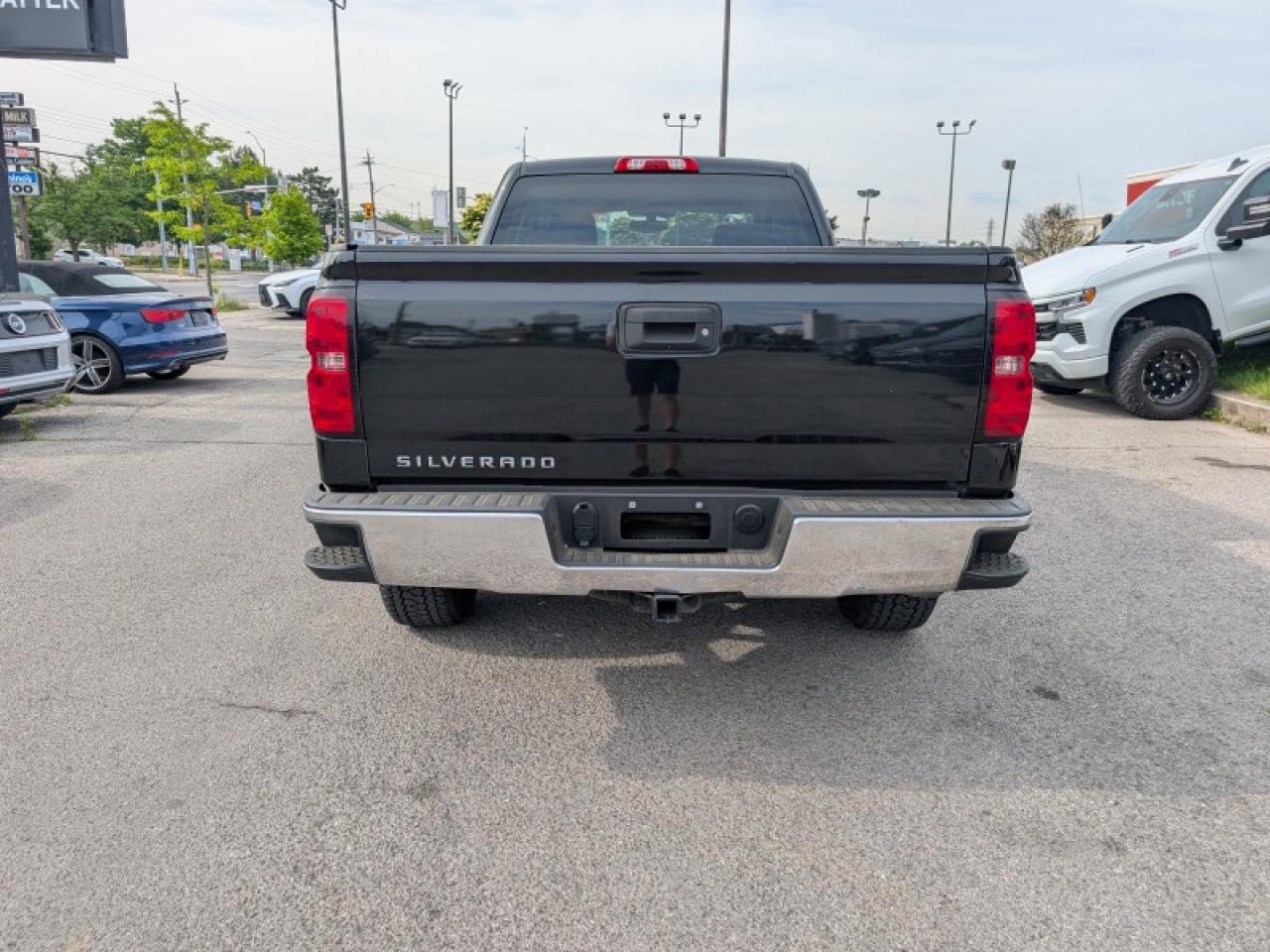 2019 Chevrolet Silverado 1500 LD LT  **TRUE NORTH EDITION** Photo3