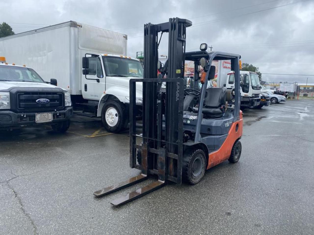 Used 2011 Toyota 028FG15 GENEO 3 Stage Propane FORKLIFT for sale in Burnaby, BC