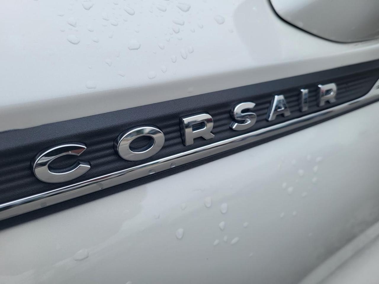 2021 Lincoln Corsair Reserve AWD Photo4