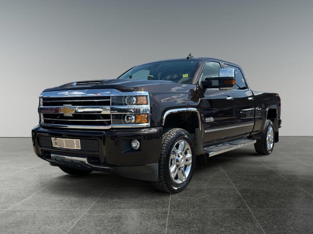 Used 2018 Chevrolet Silverado 2500 HD High Country for sale in Saskatoon, SK