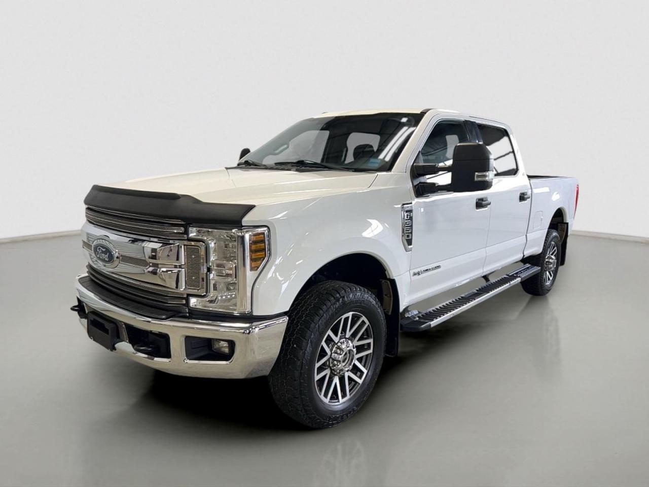 Used 2018 Ford F-350 Super Duty SRW XLT 4WD CREW CAB 6.75' BOX for sale in Moose Jaw, SK