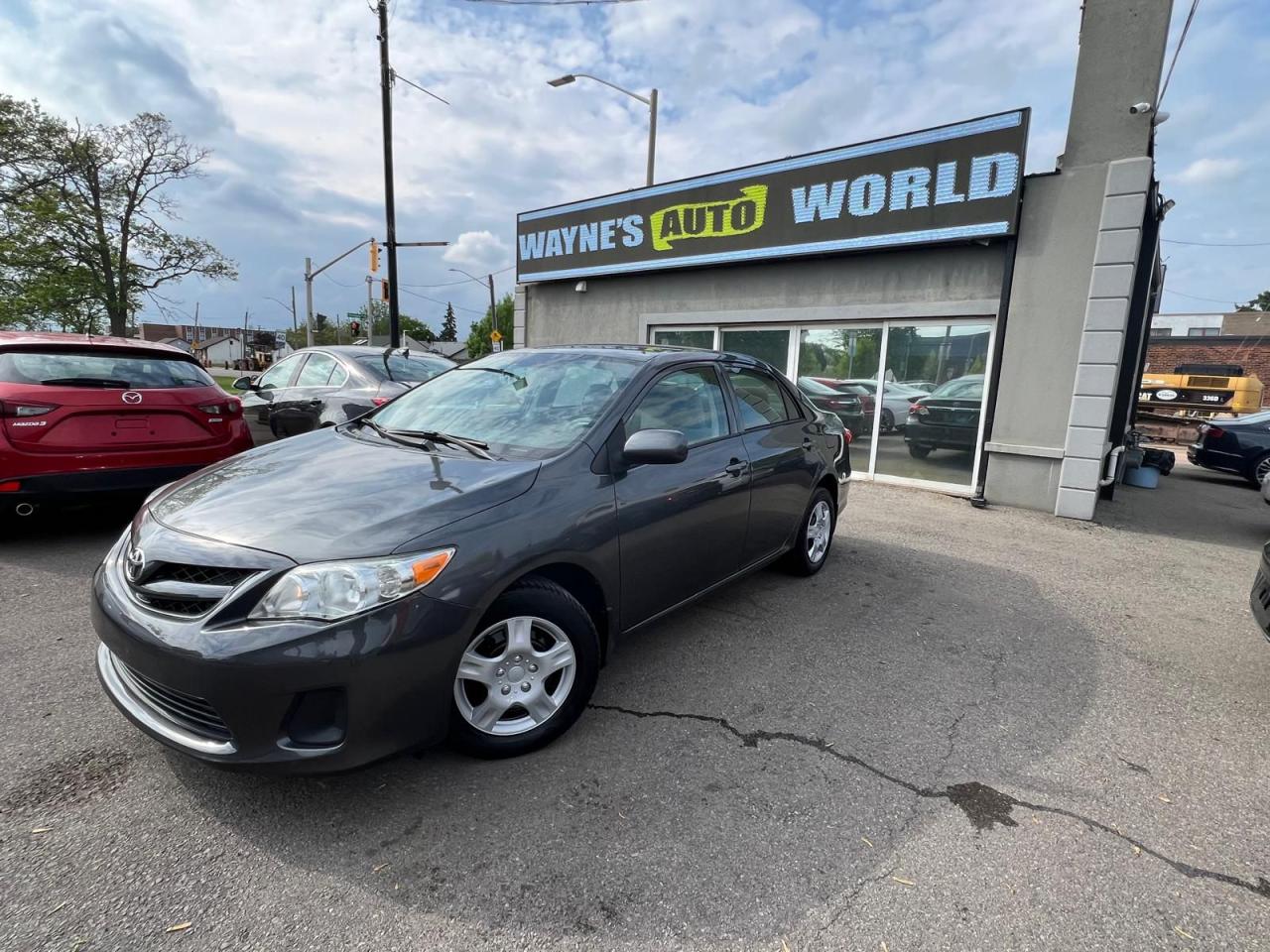 Used 2012 Toyota Corolla LE for sale in Hamilton, ON