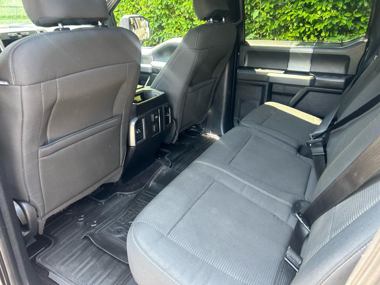 2016 Ford F-150 XLT - Photo #12