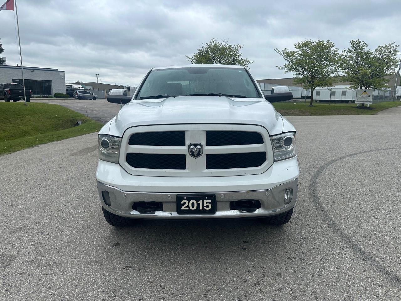 2015 RAM 1500 LARAMIE - DIESEL - 35” TIRES - Photo #18