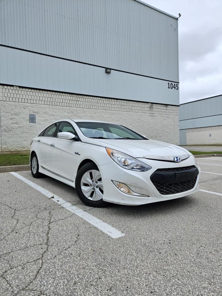 2013 Hyundai Sonata Hybrid Electric and Gas - Photo #1