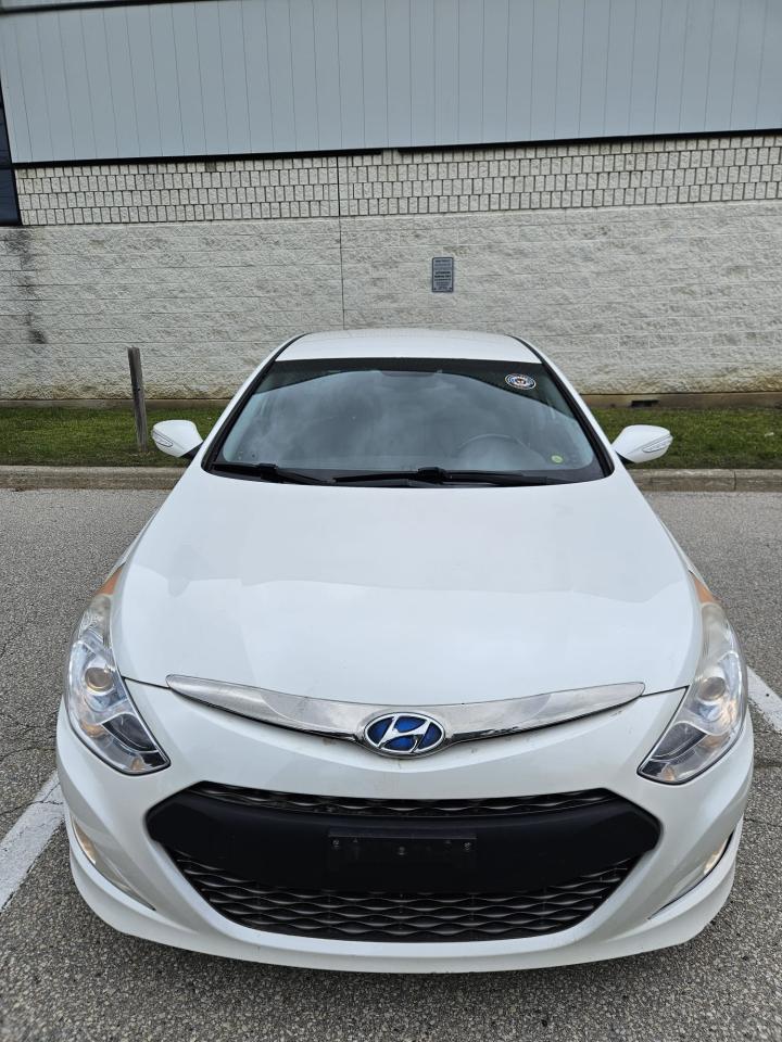 2013 Hyundai Sonata Hybrid Electric and Gas - Photo #9