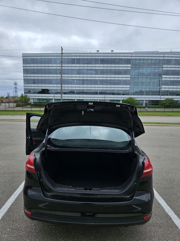 2015 Ford Focus 4DR SDN SE - Photo #14