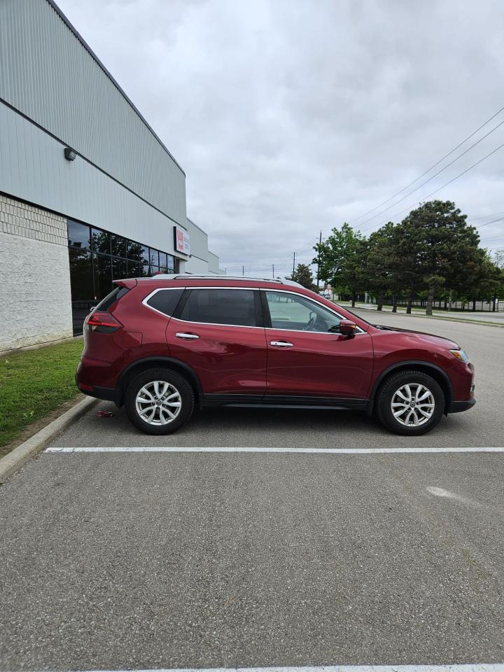 2018 Nissan Rogue AWD SV - Photo #13
