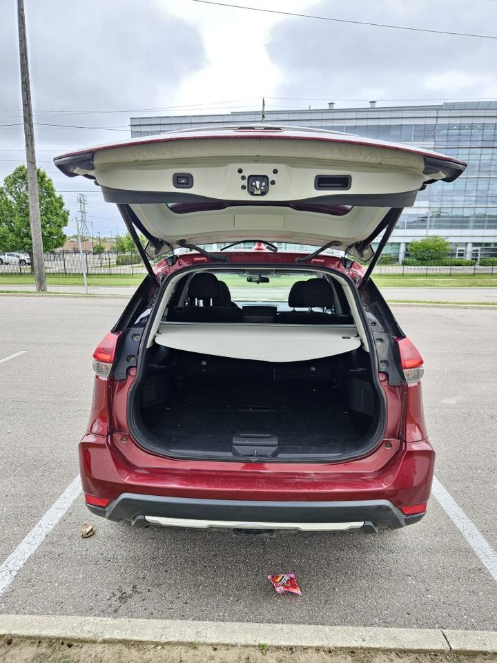2018 Nissan Rogue AWD SV - Photo #15