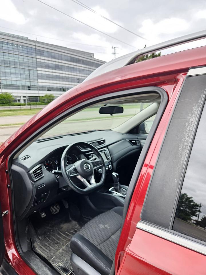 2018 Nissan Rogue AWD SV - Photo #16