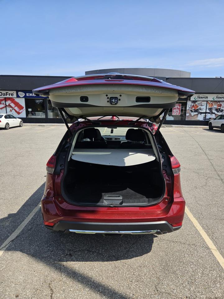 2018 Nissan Rogue AWD SV - Photo #15