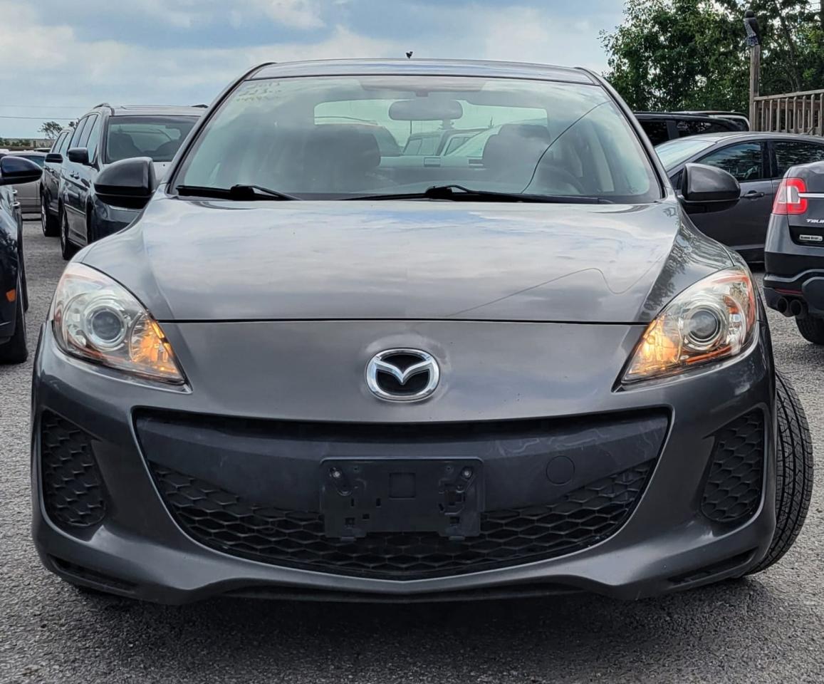 2013 Mazda MAZDA3 GX - Photo #2