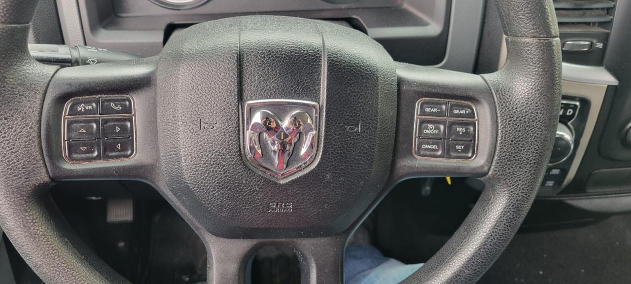 2014 RAM 1500 SLT - Photo #15