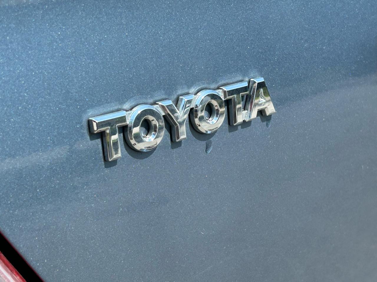 2002 Toyota Camry LE - Photo #14