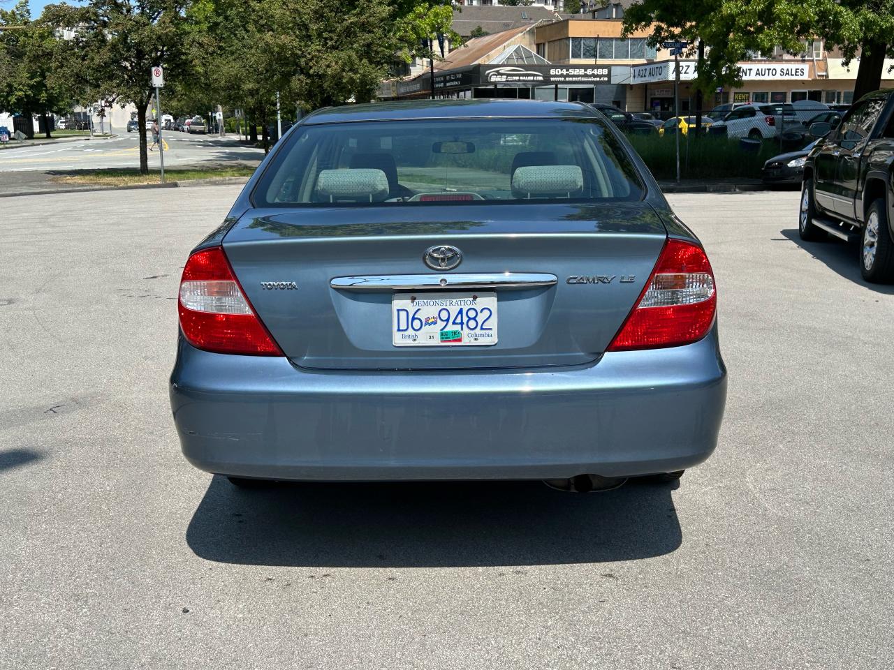 2002 Toyota Camry LE - Photo #7