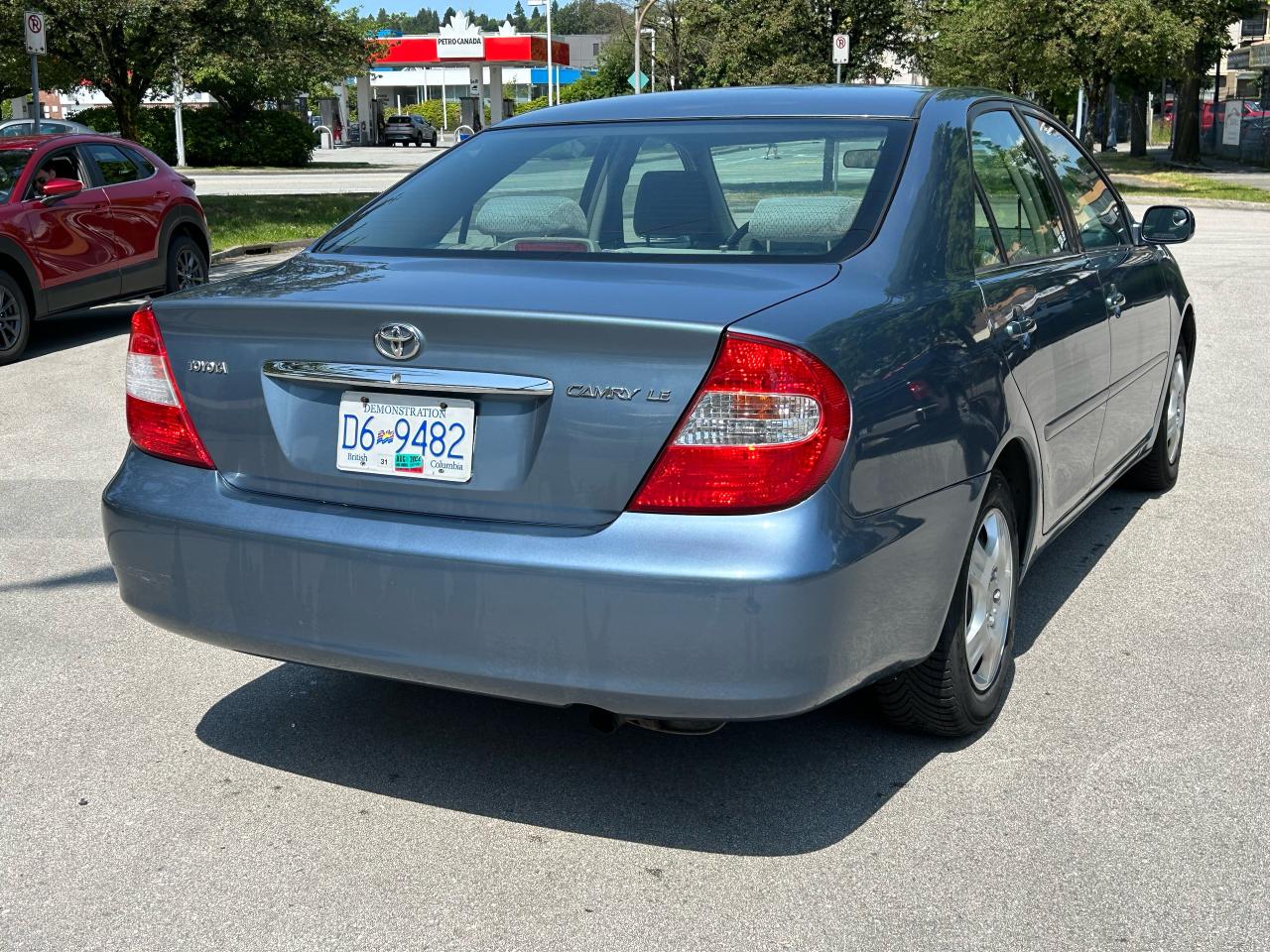 2002 Toyota Camry LE - Photo #6