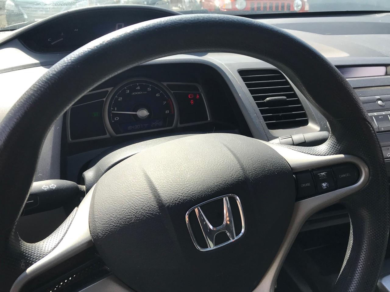 2011 Honda Civic Coupe DXG - Photo #15