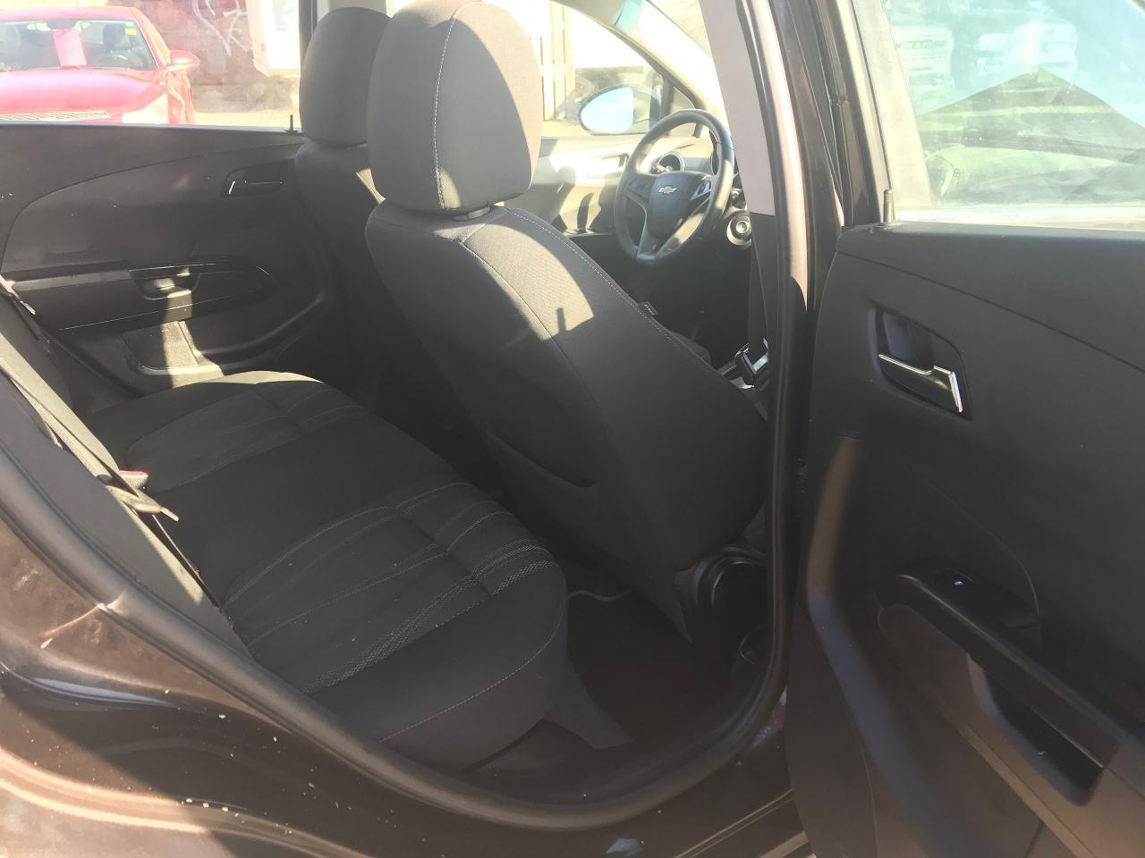 2016 Chevrolet Sonic LT - Photo #8