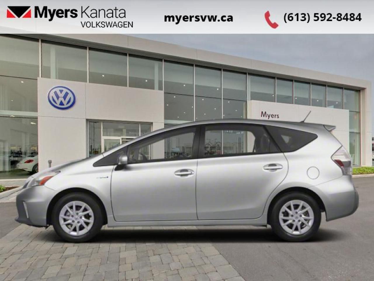 Used 2012 Toyota Prius V CVT for sale in Kanata, ON