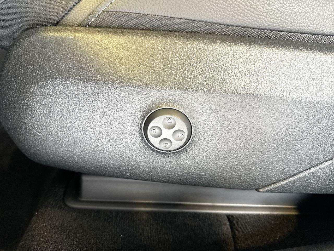 12592822
