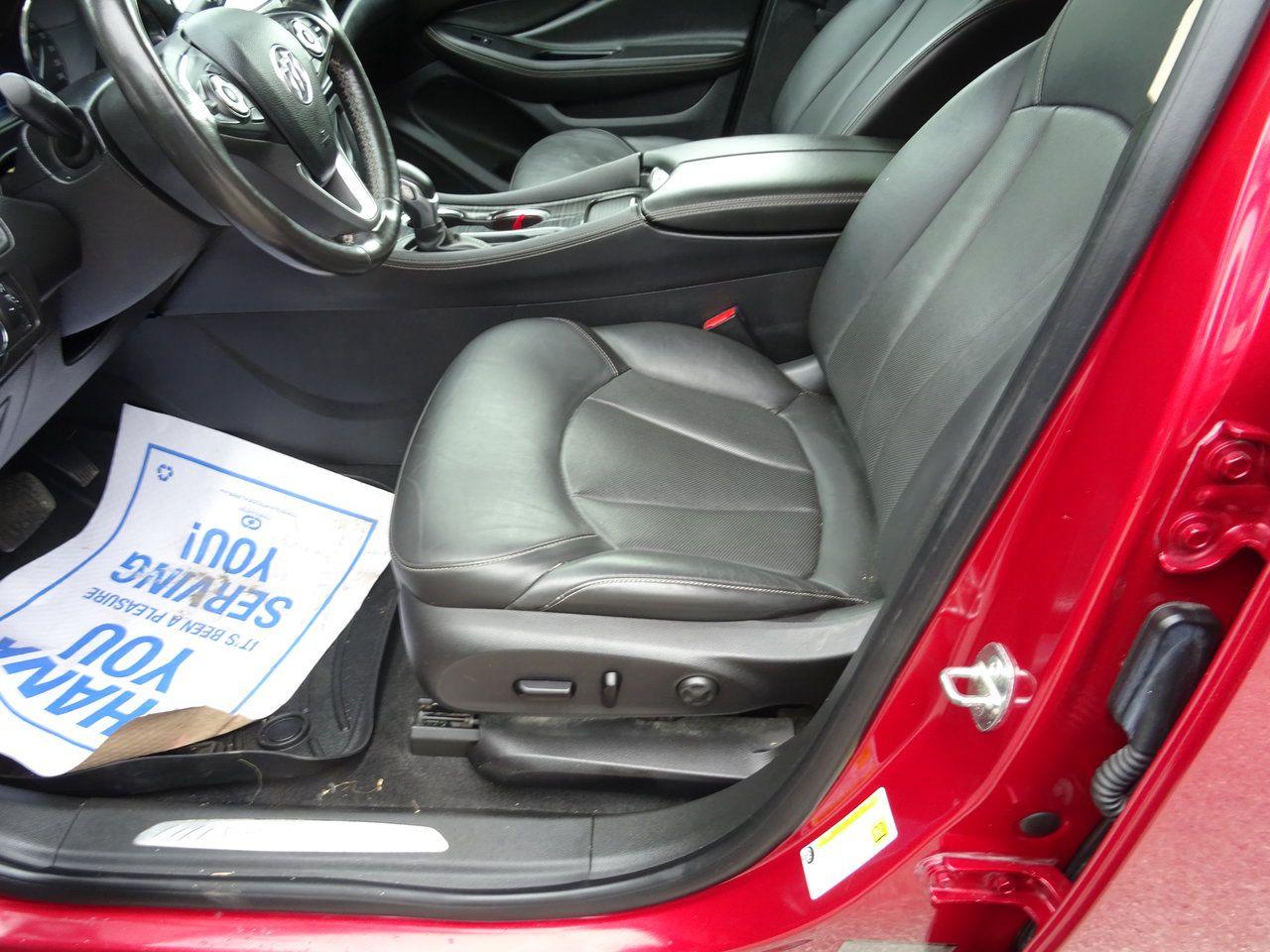 2017 Buick Envision Essence - Photo #9