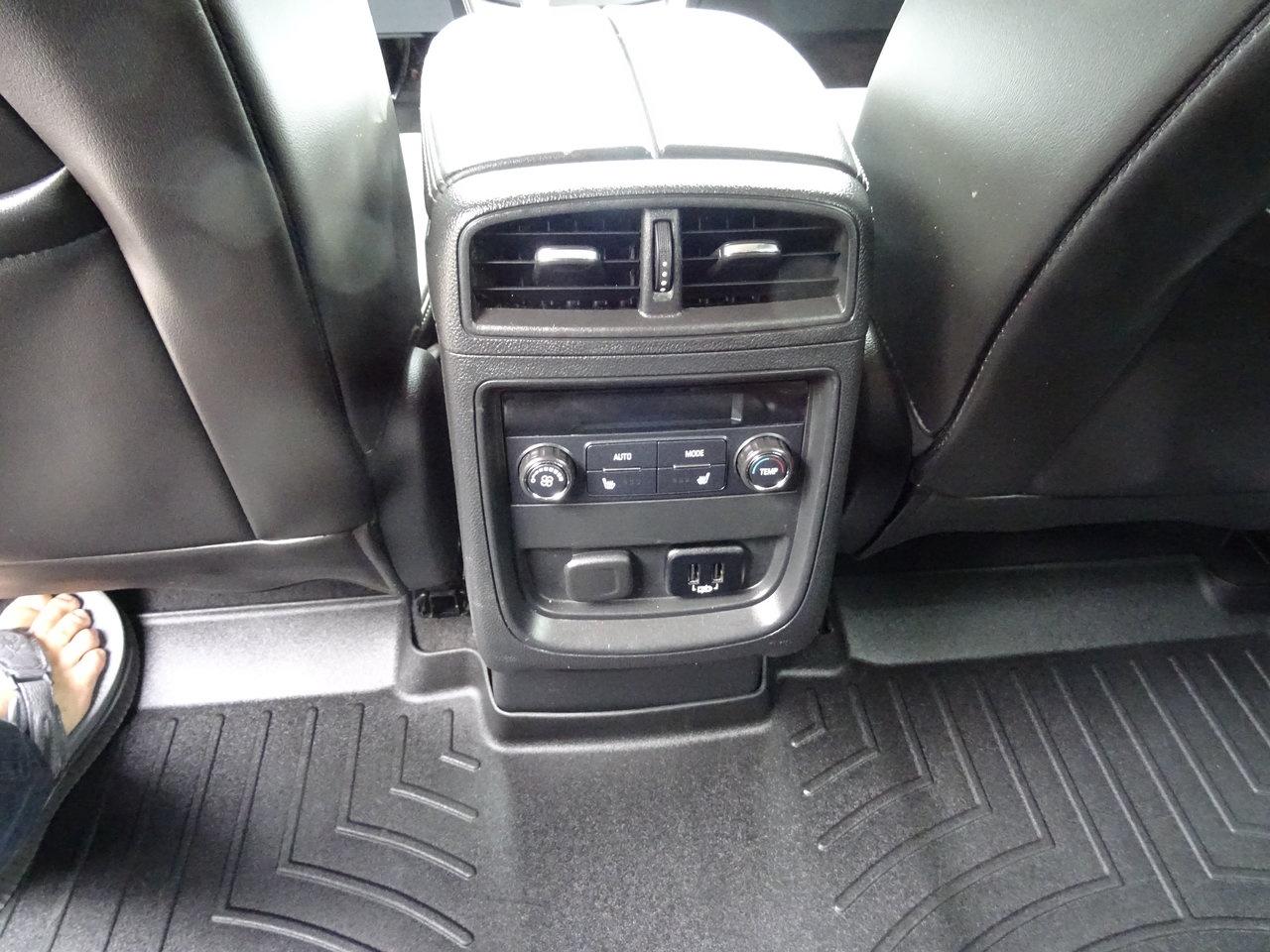 2017 Buick Envision Essence - Photo #13