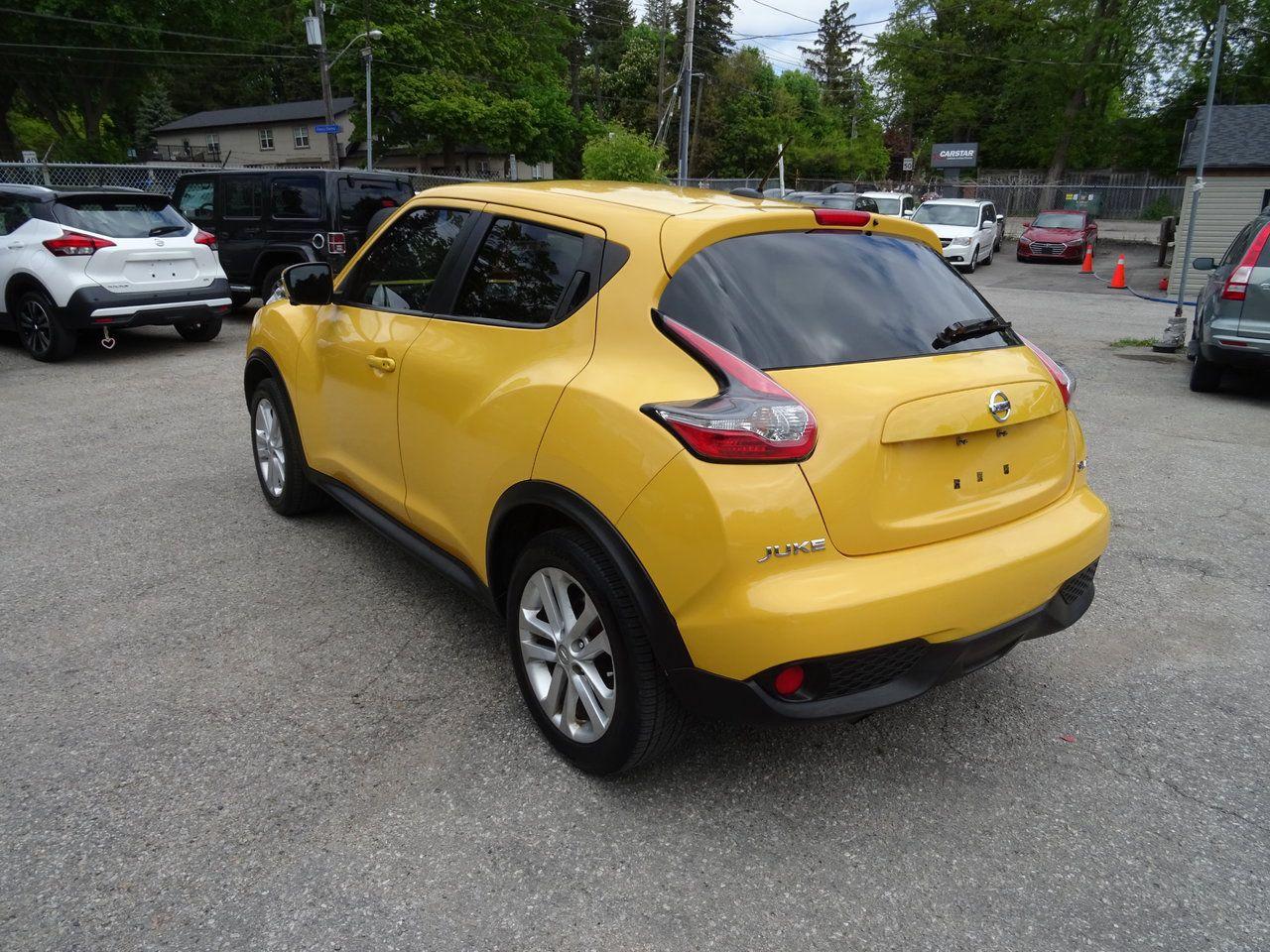 2017 Nissan Juke SV - Photo #8