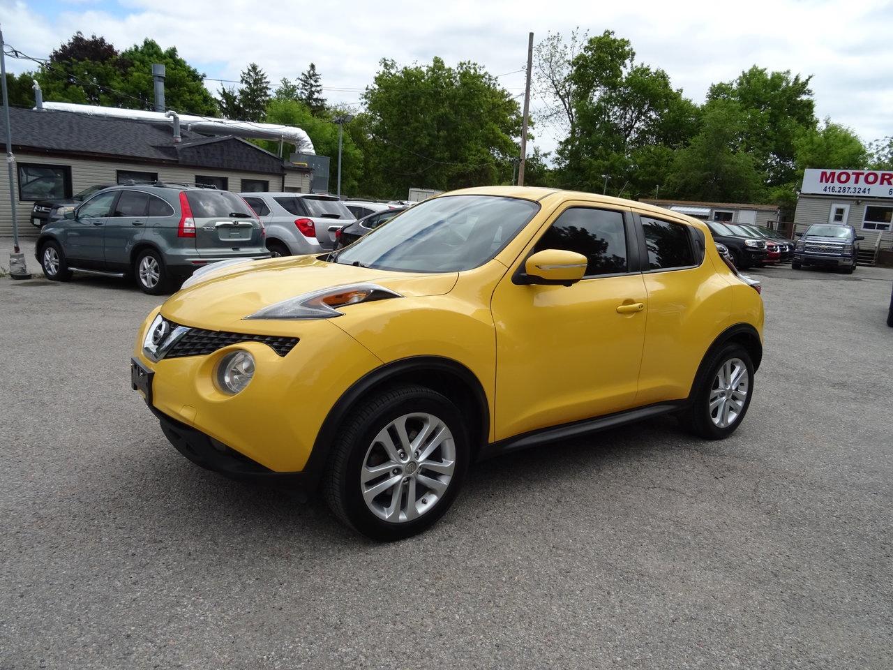 2017 Nissan Juke SV - Photo #2