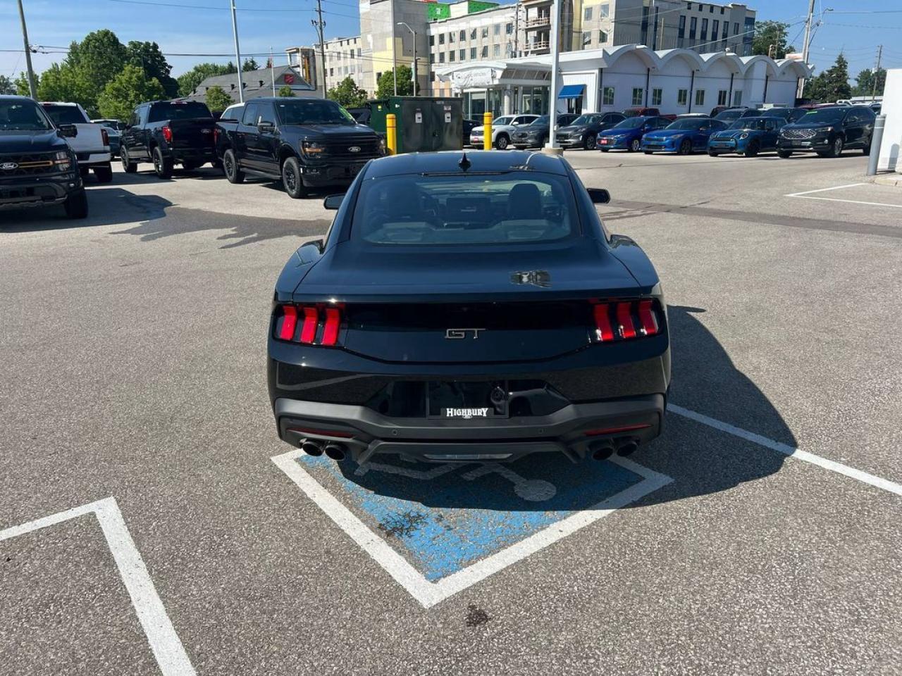 2025 Ford Mustang GT Fastback Photo3