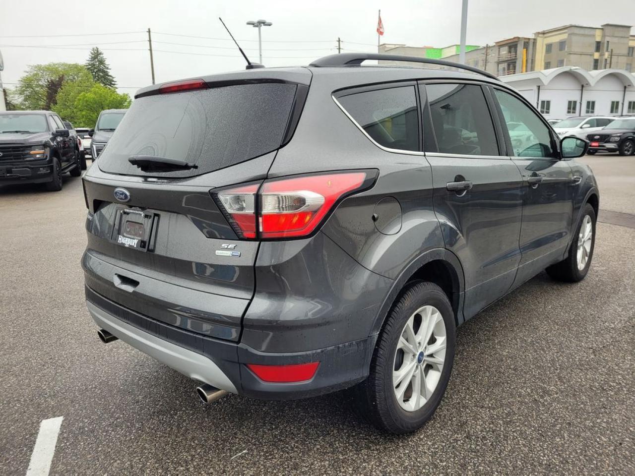 2018 Ford Escape SE Photo24