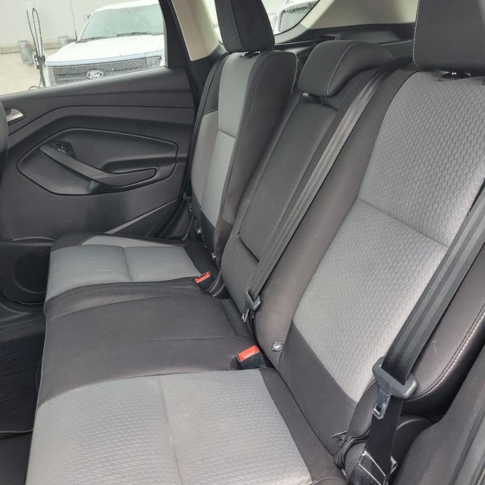 2018 Ford Escape SE Photo29