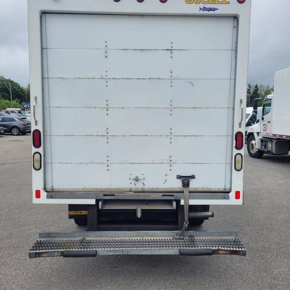 2011 Ford E350 SD Base Photo26