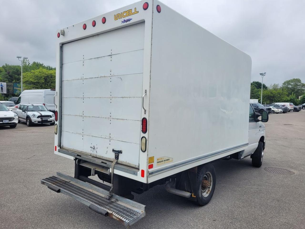 2011 Ford E350 SD Base Photo27