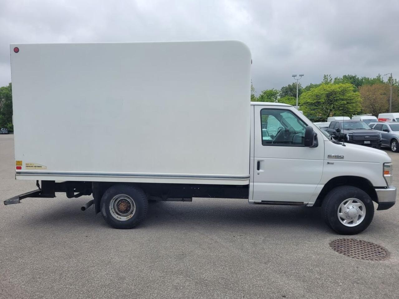2011 Ford E350 SD Base Photo28