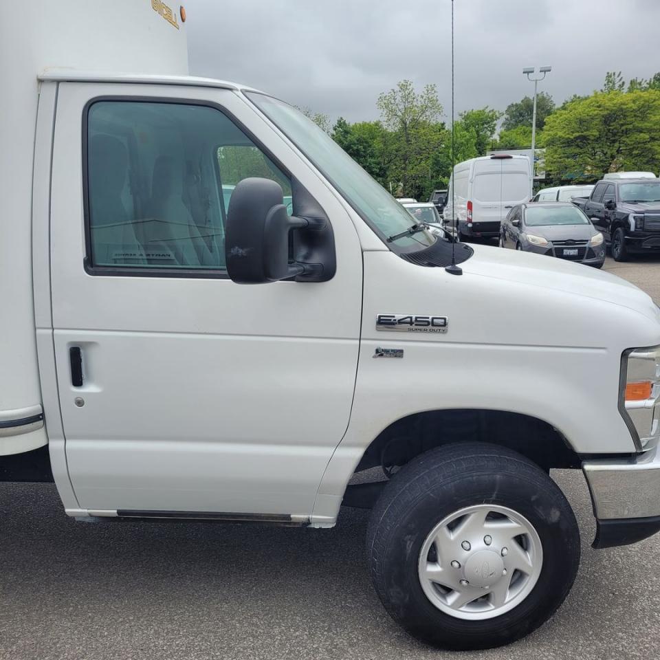 2011 Ford E350 SD Base Photo29