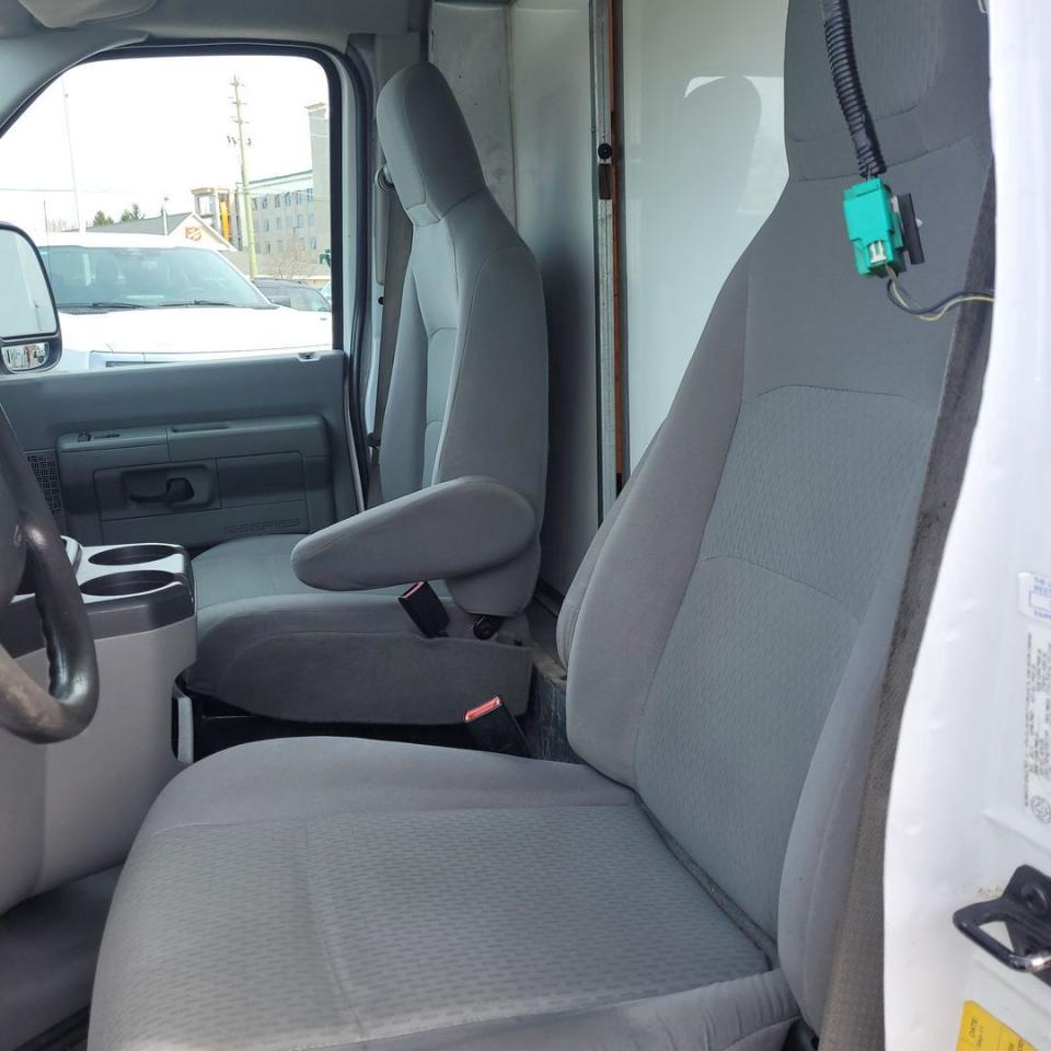 2011 Ford E350 SD Base Photo32