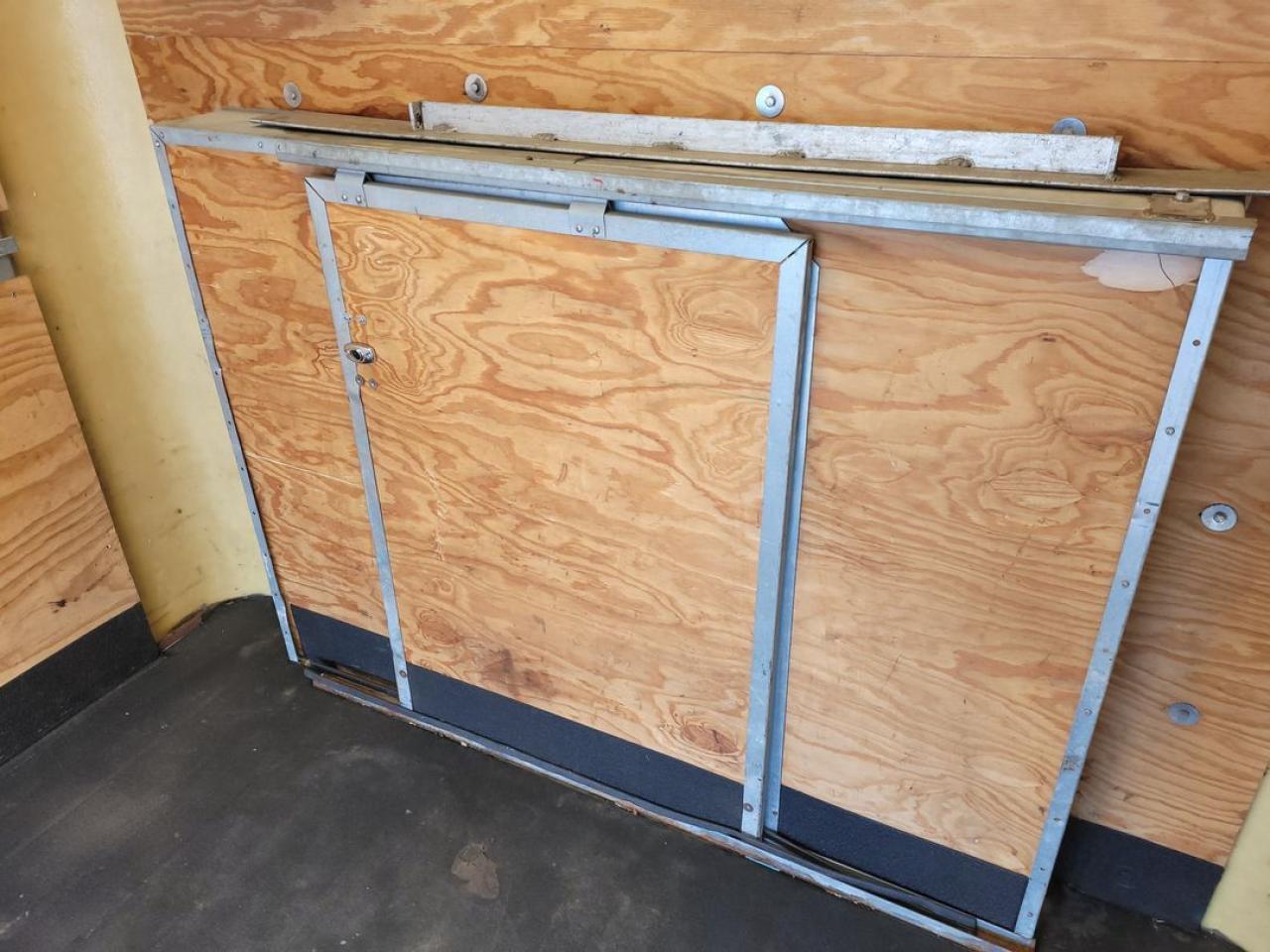 2011 Ford E350 SD Base Photo40