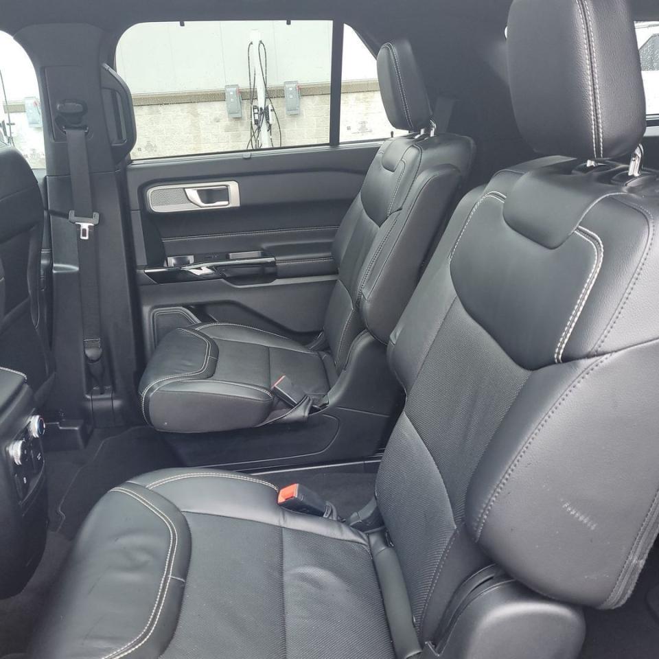 2022 Ford Explorer ST Photo31