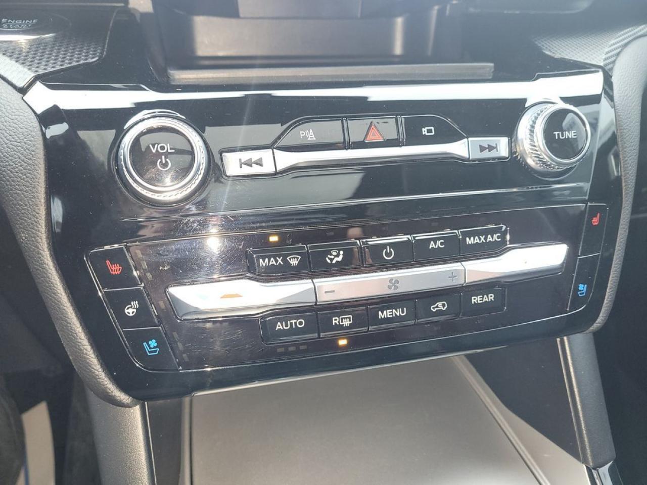 2022 Ford Explorer ST Photo38