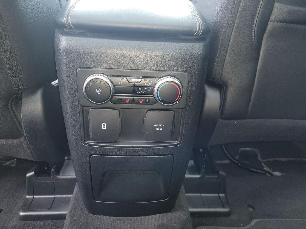 2022 Ford Explorer ST Photo13