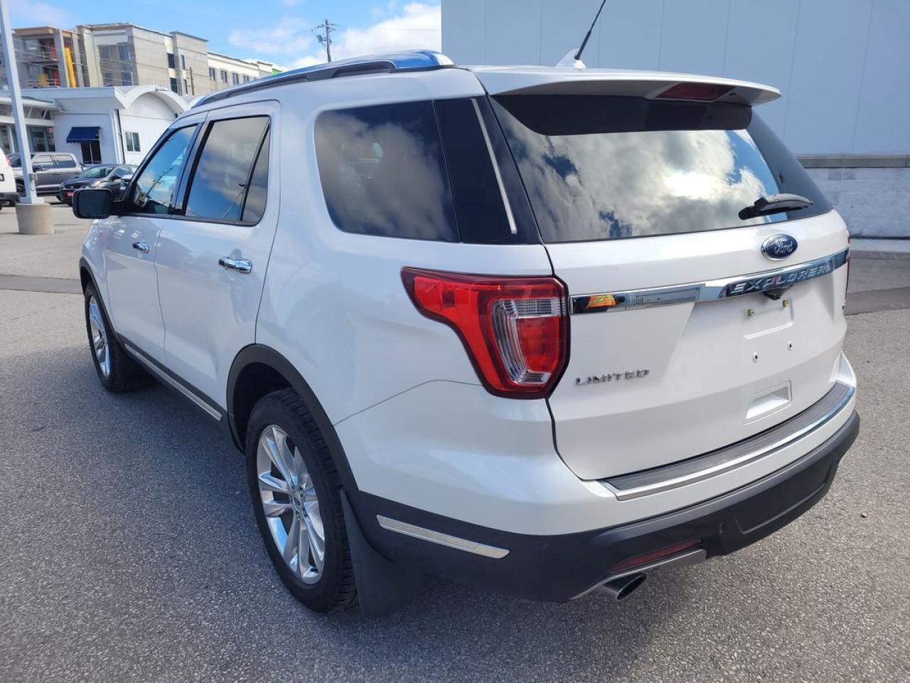 2019 Ford Explorer LIMITED Photo21